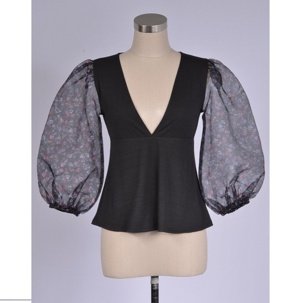 FLORAL ORGANZA SLEEVE TOP